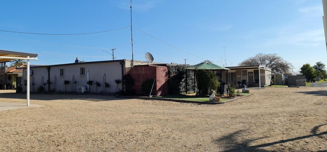 Cameo Inn Motel West Wyalong Extérieur photo