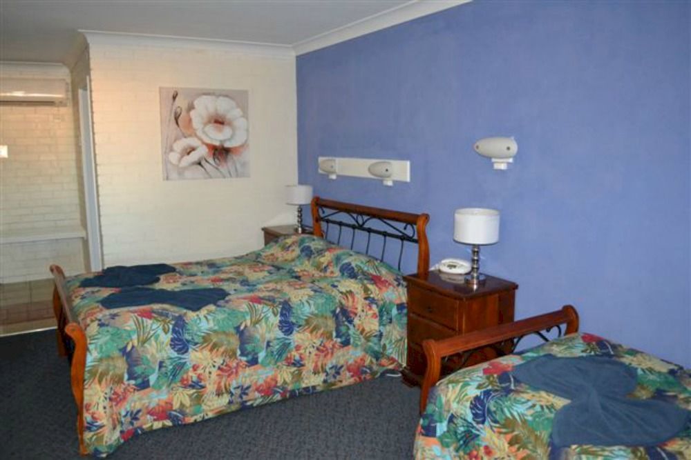 Cameo Inn Motel West Wyalong Extérieur photo